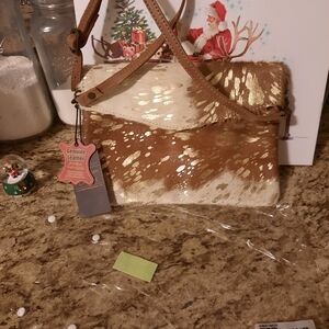 American Darling Tan and Brown Leather Bag